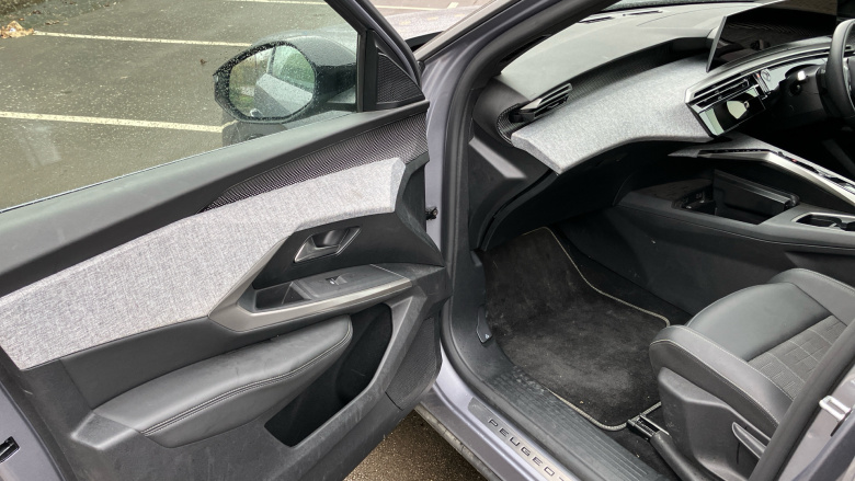 Peugeot 5008 1.2 Hybrid 136 GT 5dr e-DSC6 Petrol Estate